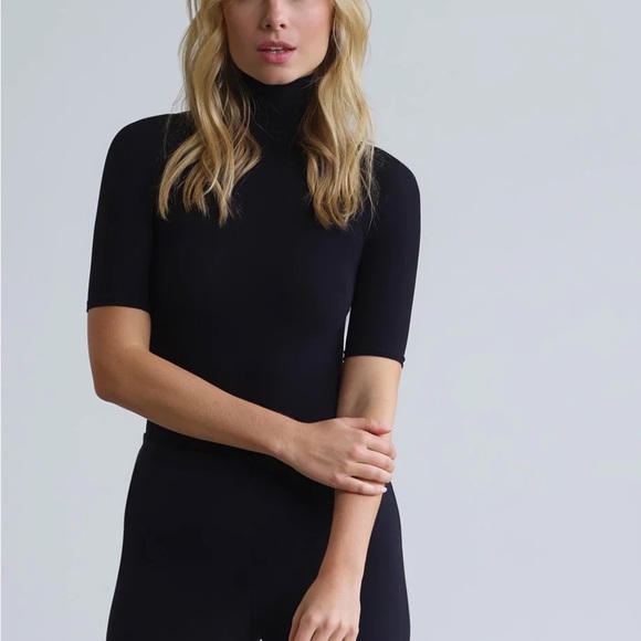 Commando Tops - Commando Ballet Shortsleeve Turtleneck Bodysuit in Black One Size NWT